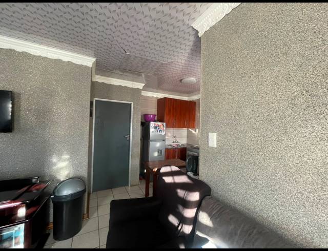 2 BEDROOM HOUSE FOR SALE IN VISTA PARK